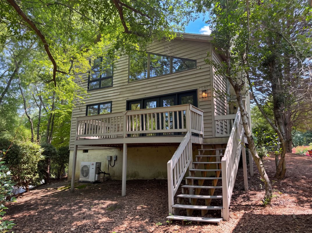 Photo 5 of 27 of 101 Maple Hill Ct, Winston-Salem, NC