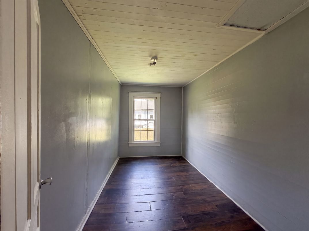 Photo 12 of 16 of 621 McIver St, Sanford, NC