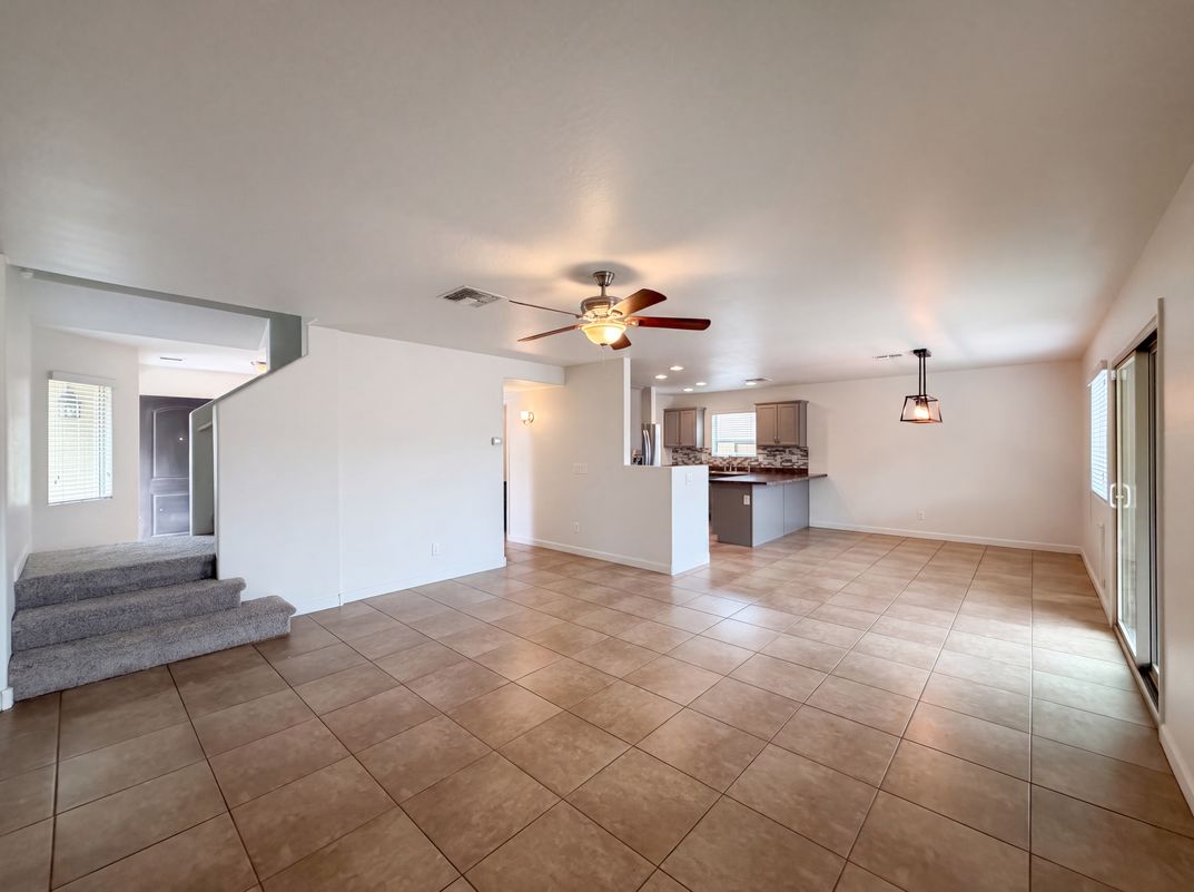 Photo 3 of 22 of 28539 N Moonstone Way, San Tan Valley, AZ
