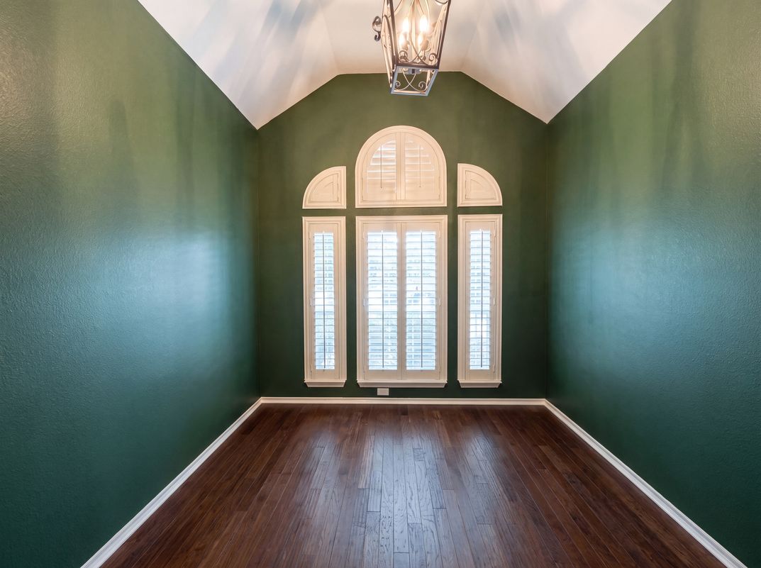Photo 9 of 18 of 1416 Willow Wood Dr, Carrollton, TX