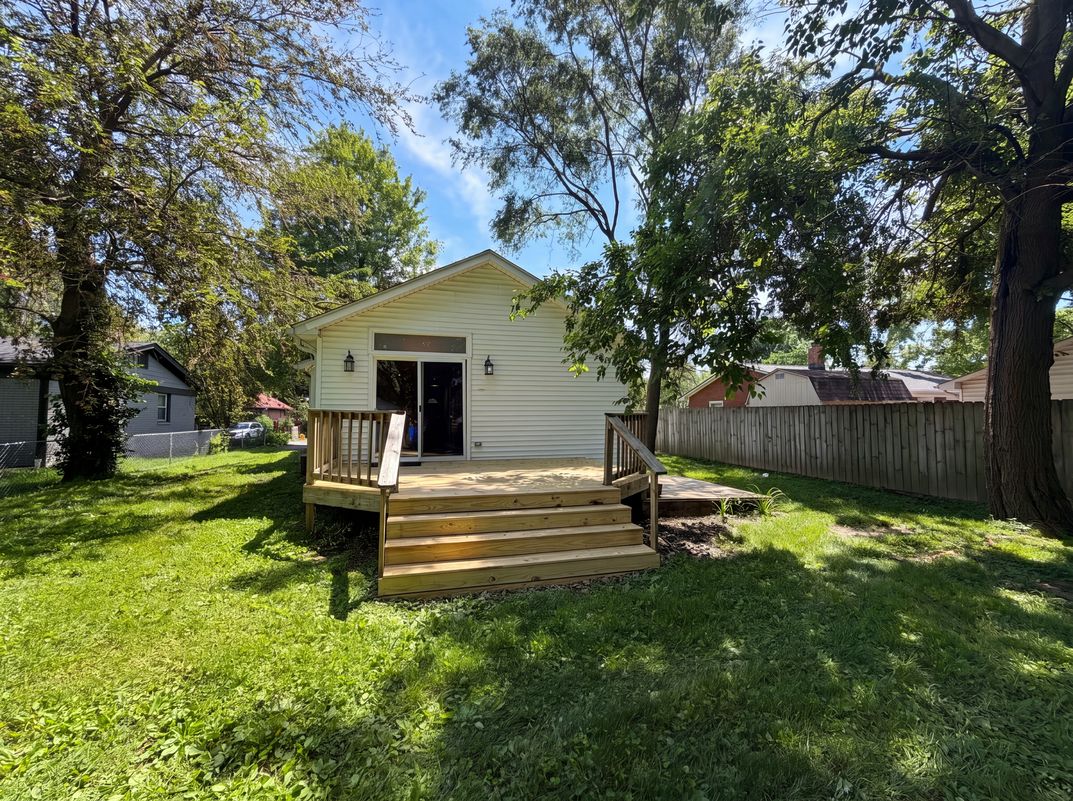 Photo 5 of 16 of 108 S Heflin St, Indianapolis, IN