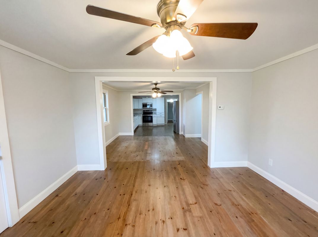 Photo 12 of 34 of 1623 12th St, Saint Cloud, FL