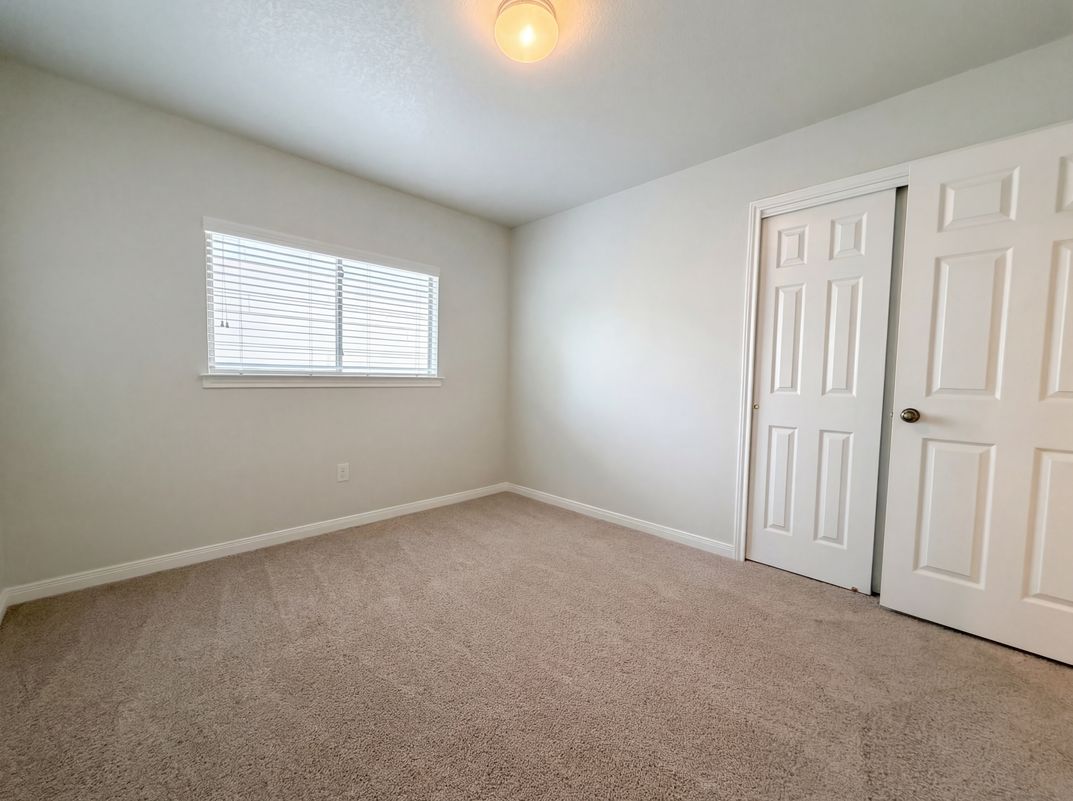 Photo 11 of 17 of 5708 Maxfli Dr, Schertz, TX