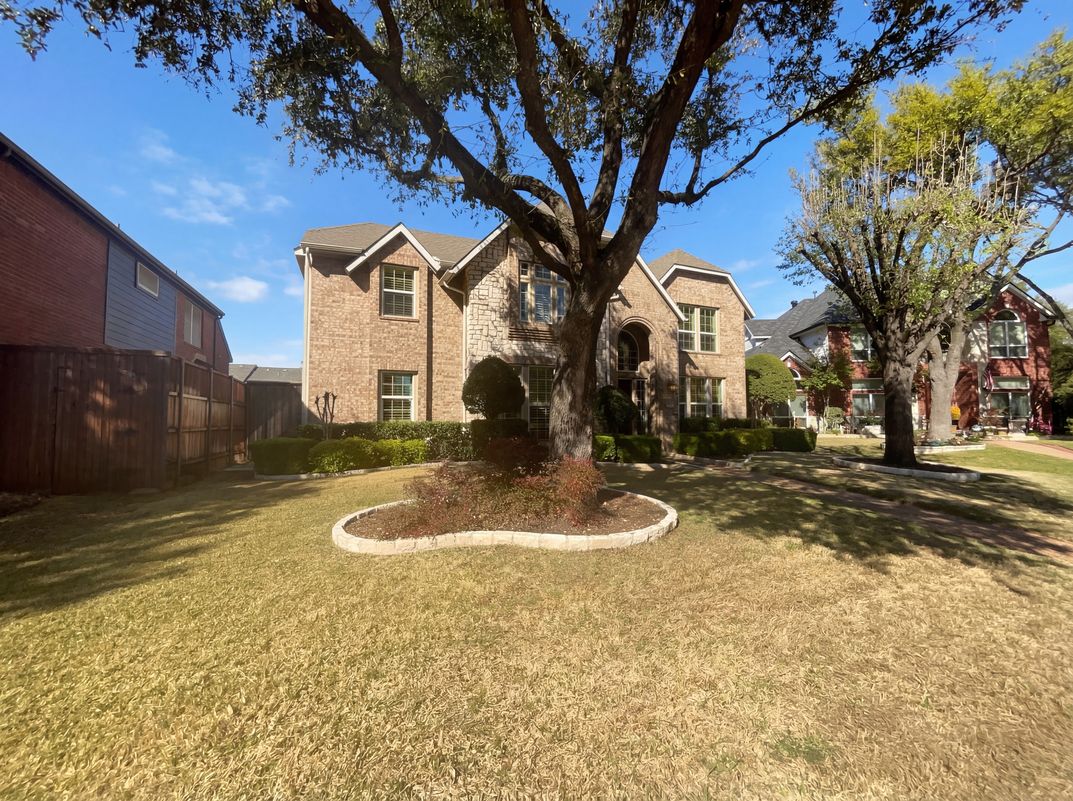 Photo 23 of 26 of 2741 Barrington Dr, Plano, TX