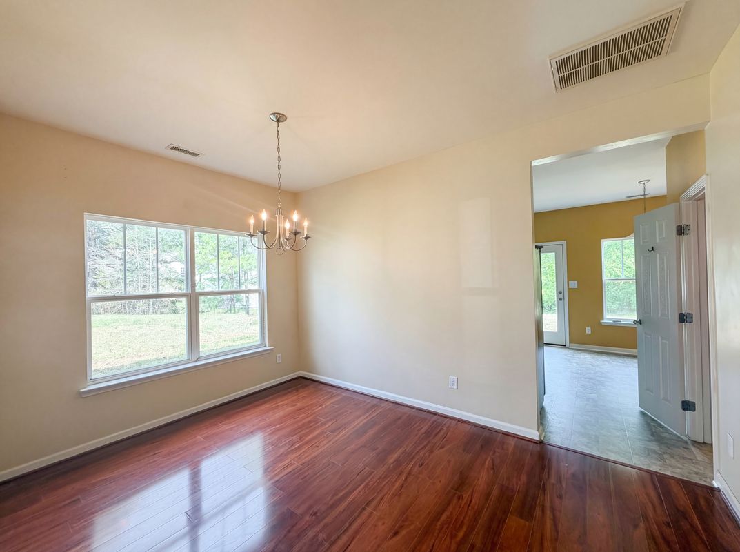 Photo 7 of 17 of 3712 Mayfair Mill Dr, Raleigh, NC