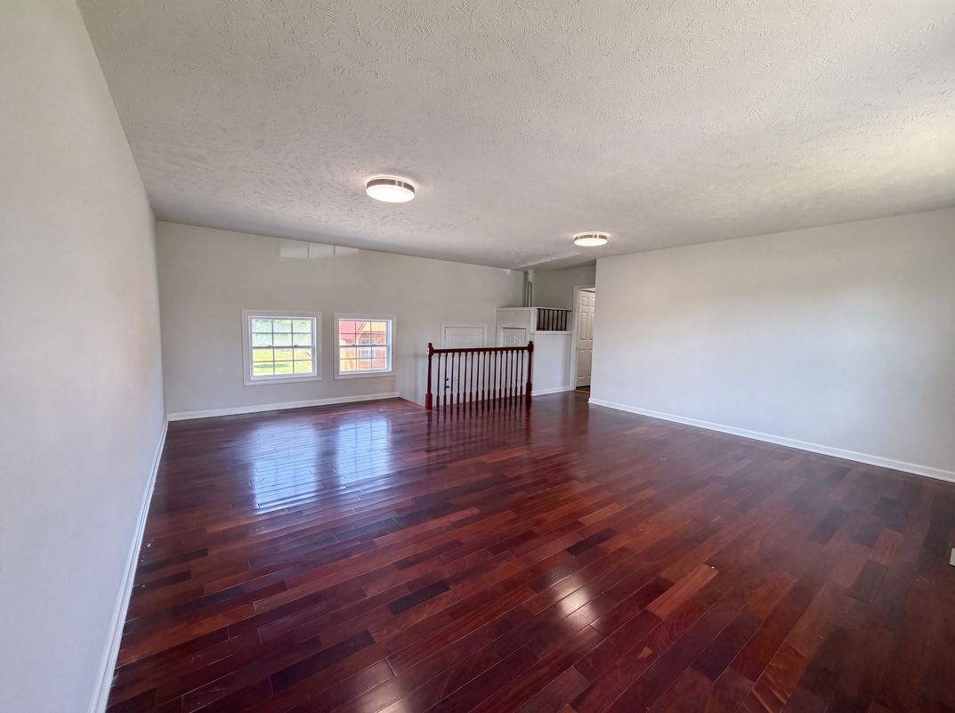Photo 11 of 28 of 125 Ivanhoe Ct, Murfreesboro, TN