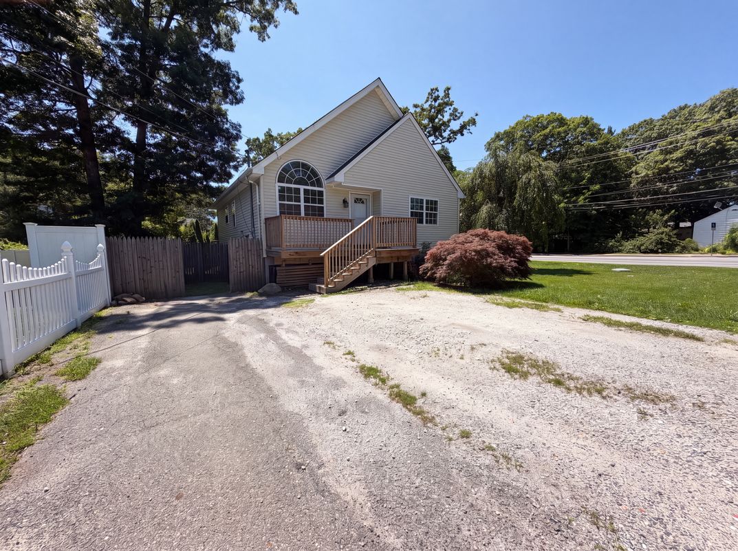 Photo 31 of 36 of 166 Moriches Ave, Mastic, NY