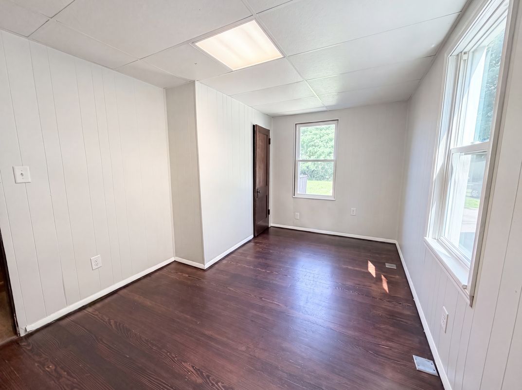Photo 13 of 23 of 4804 Greenlee Ave, Cincinnati, OH