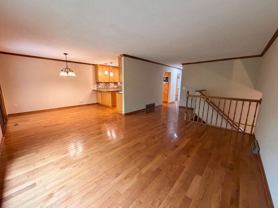 Photo 10 of 27 of 5243 Latta St, Saint Paul, MN