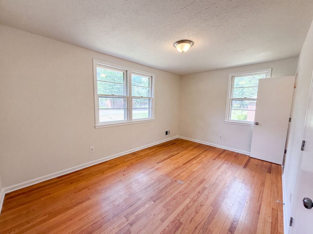 Photo 7 of 19 of 20 Moonglo Cir, Columbia, SC