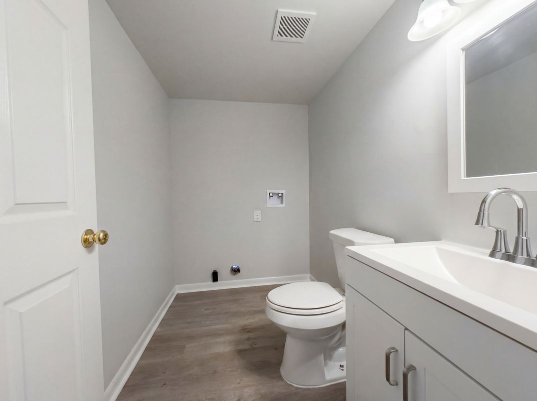 Photo 11 of 18 of 7594 Beverly Dr, Fayetteville, NC