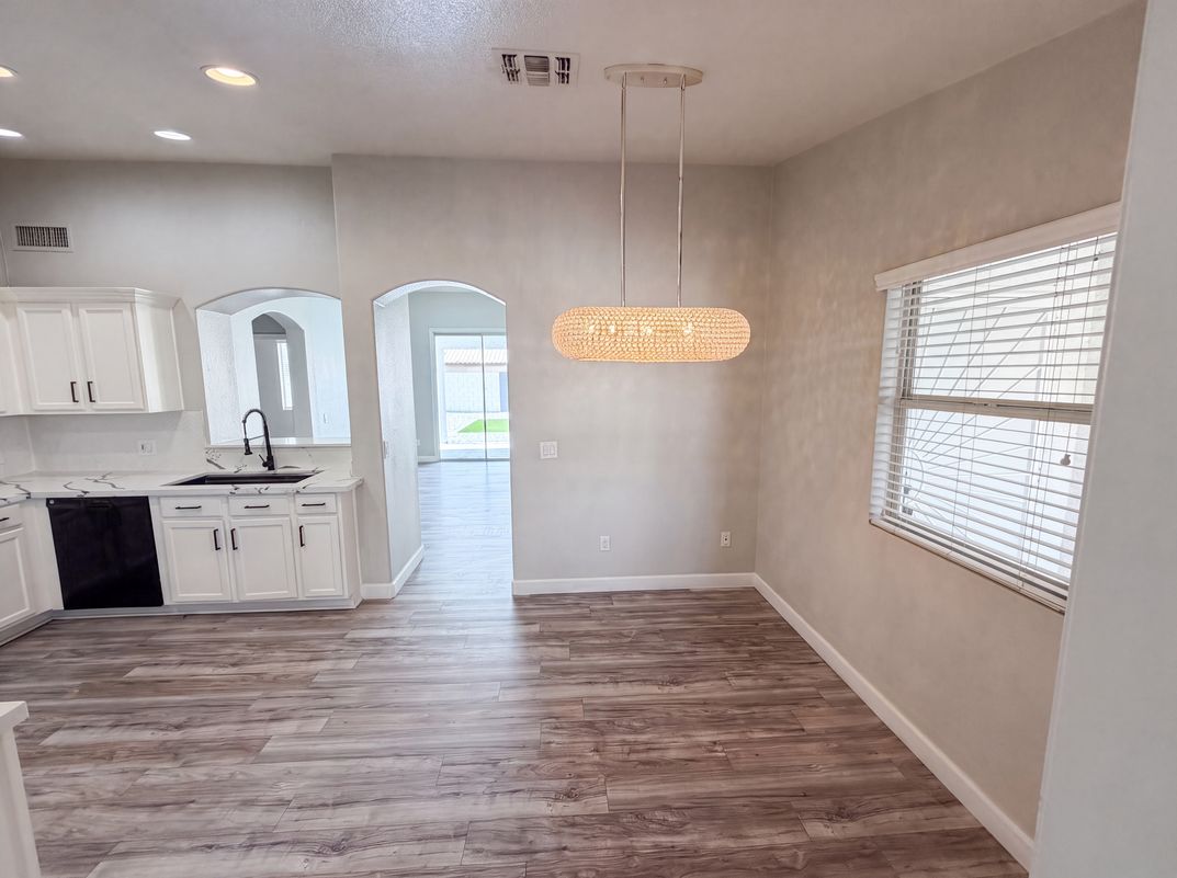 Photo 6 of 30 of 16245 W Tonto St, Goodyear, AZ