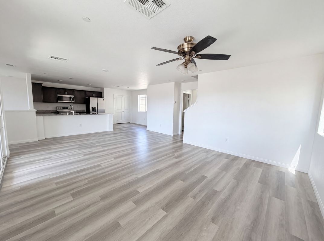Photo 8 of 41 of 6875 Crimson Shadow St, North Las Vegas, NV