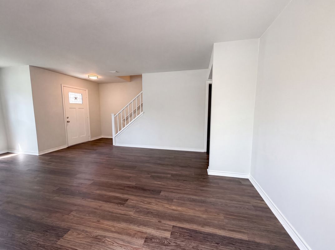 Property photo 3 of 15426 Canteen Creek Dr