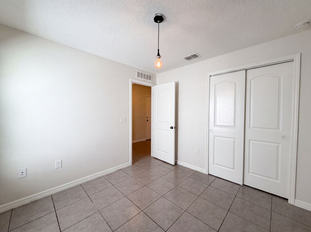 Photo 13 of 31 of 11534 Brighton Knoll Loop, Riverview, FL