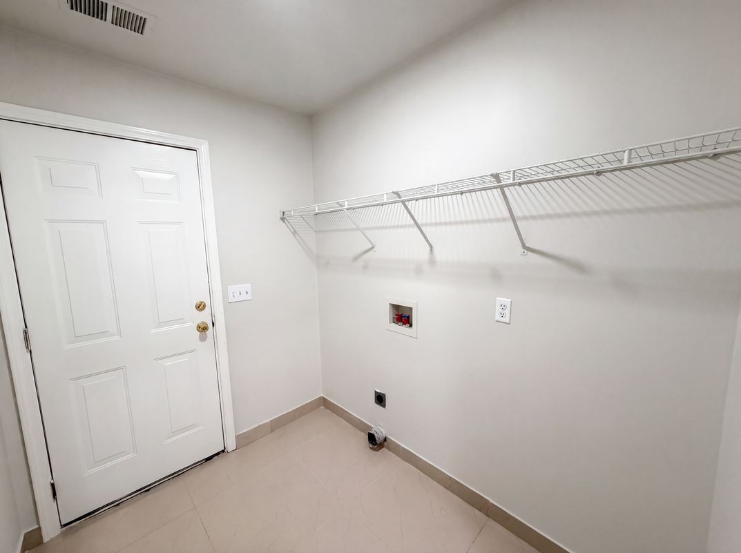 Photo 11 of 21 of 249 Hollingsworth Ln, Lexington, SC