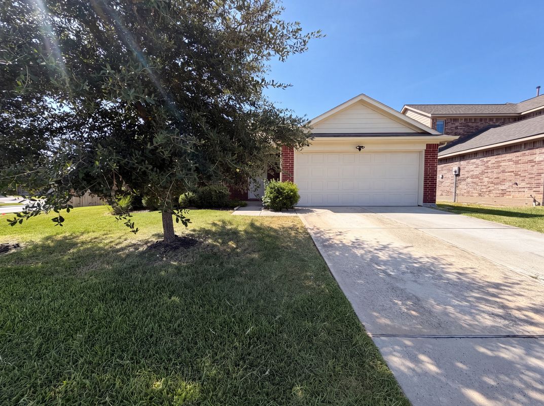 Photo 16 of 17 of 3603 Indigo Forest St, Spring, TX