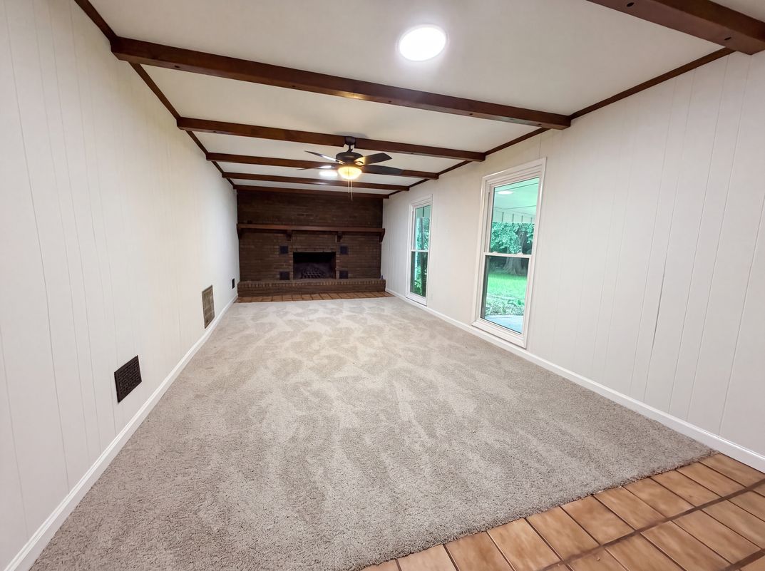 Photo 8 of 20 of 1007 Normandale Dr, Bessemer, AL