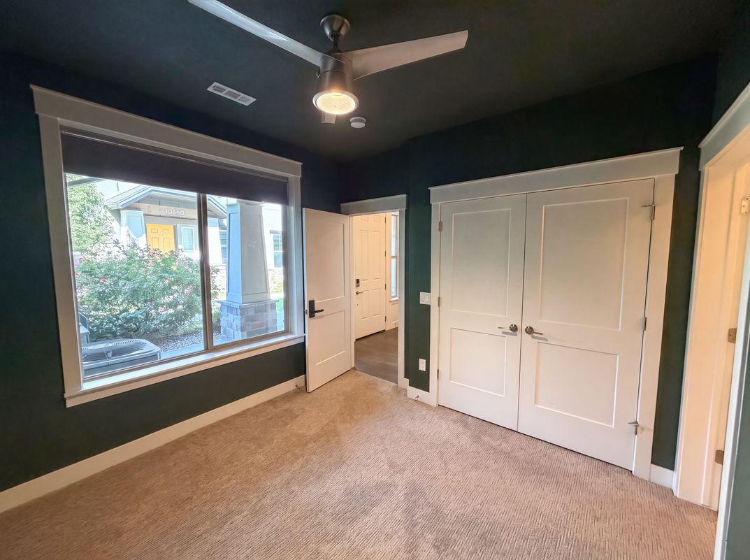 Photo 11 of 24 of 10452 S Sage Canal Way, Sandy, UT