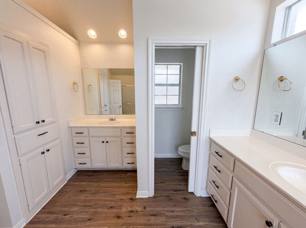 Photo 18 of 25 of 1226 Oakmanor Cir, Hewitt, TX