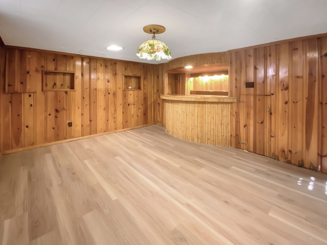 Photo 13 of 19 of 826 Catskill Dr, Saint Louis, MO
