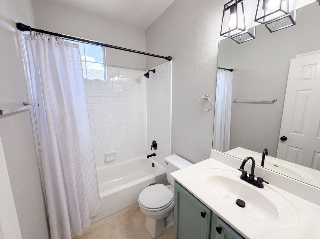 Photo 16 of 22 of 8518 Cahill Dr, Austin, TX