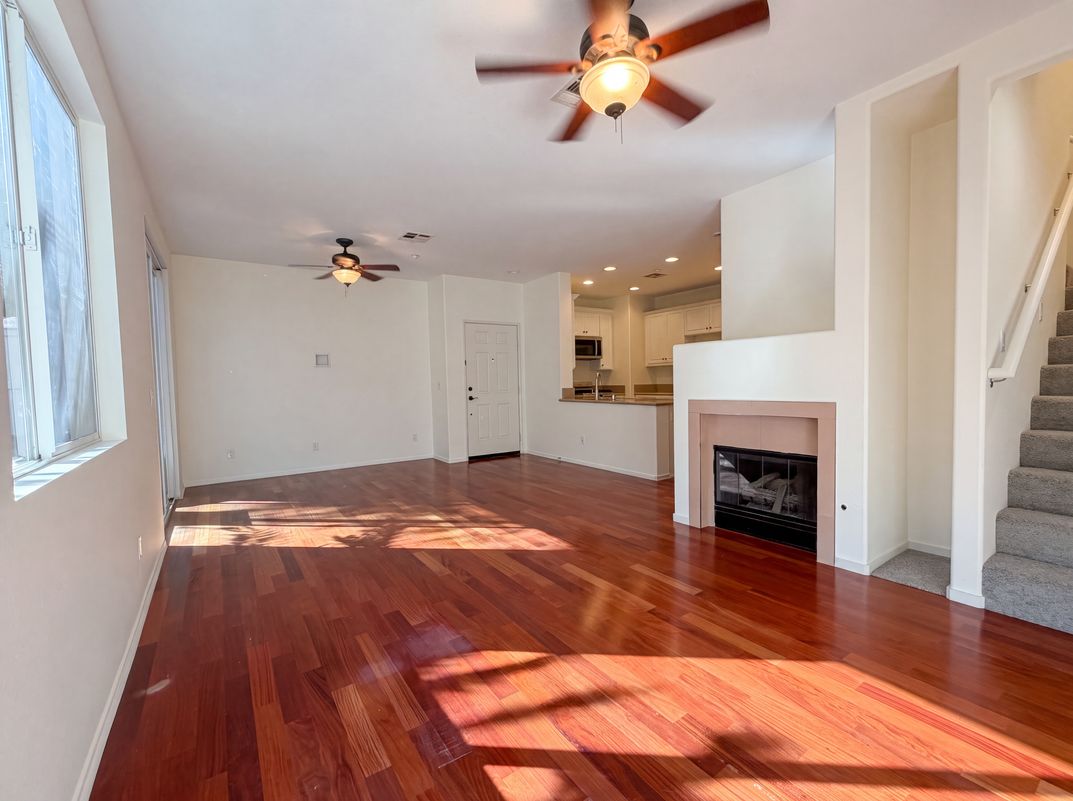 Photo 9 of 27 of 4099 Peninsula Dr, Carlsbad, CA