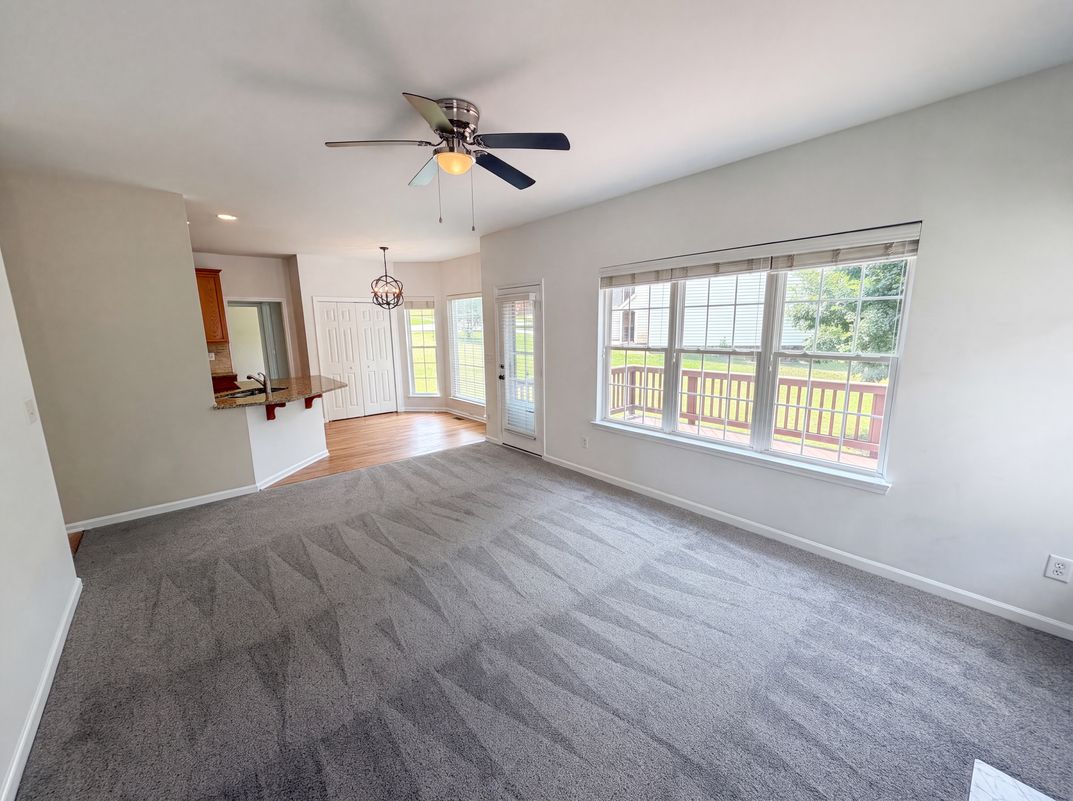 Photo 10 of 30 of 2318 Phlox Ct, Charlotte, NC