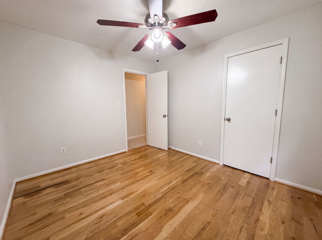 Photo 13 of 21 of 405 Annie Lee Rd, Trussville, AL