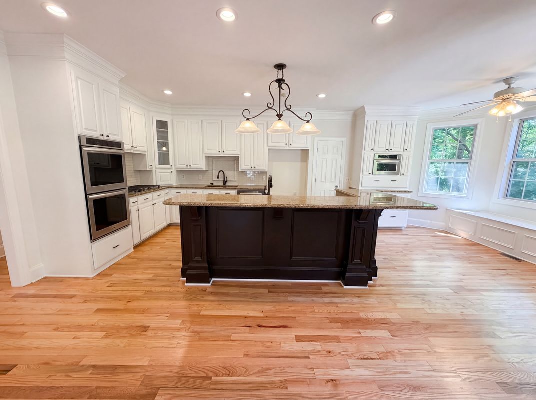Photo 2 of 48 of 116 Crosscreek Dr, Columbia, SC