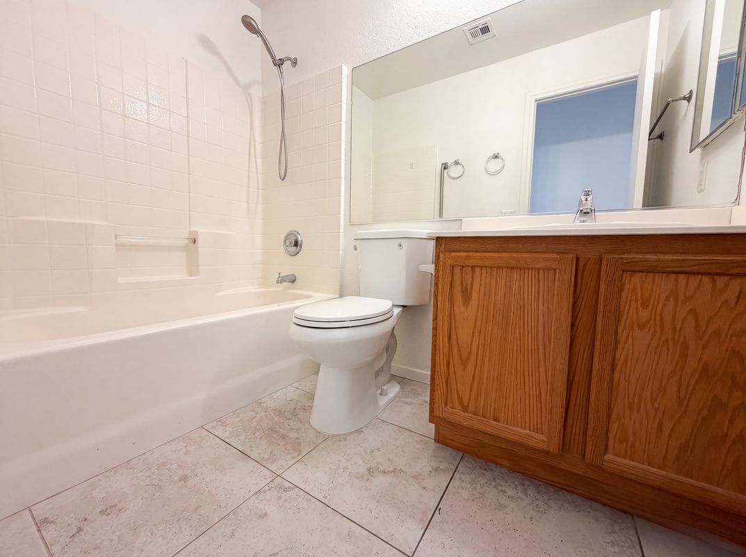 Photo 16 of 22 of 521 Quail Bird Pl, Henderson, NV