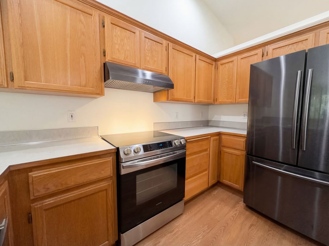 Photo 2 of 18 of 8641 NE Windstone St, Beaverton, OR