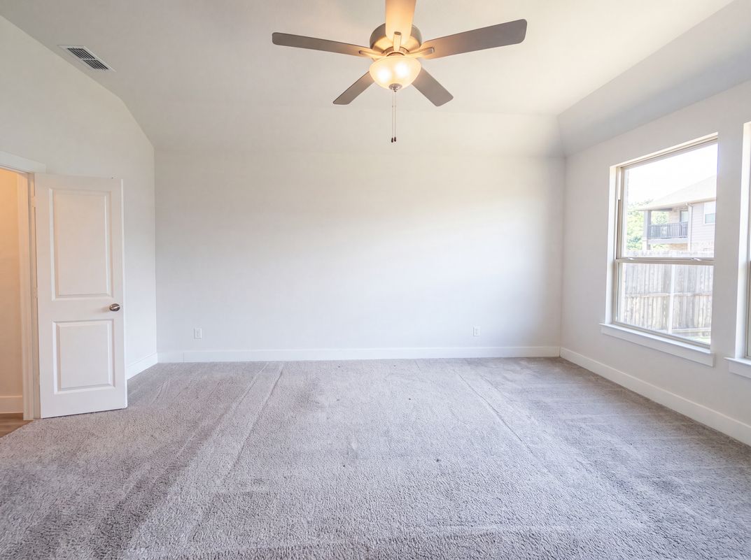 Photo 12 of 21 of 1205 Whistling Dove Dr, Little Elm, TX