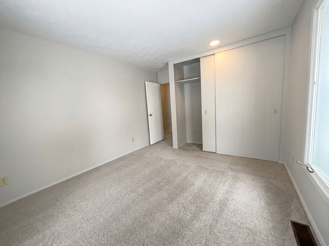 Photo 16 of 21 of 5896 Mills Creek Ln, North Ridgeville, OH
