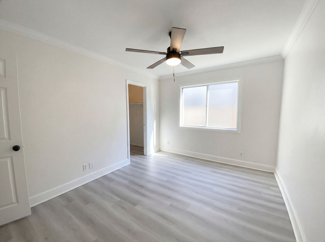 Photo 17 of 44 of 3303 Deaver Dr, Corona, CA
