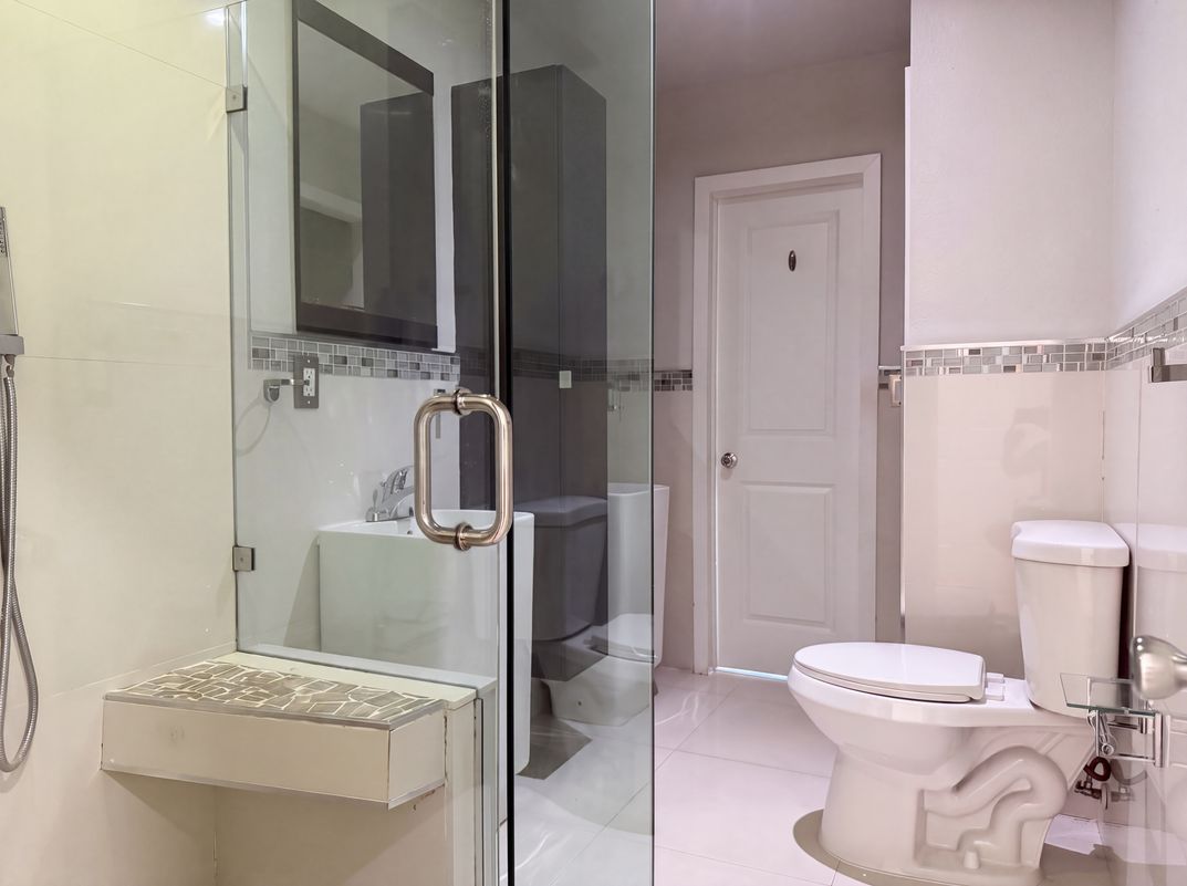 Photo 14 of 22 of 6200 SW 109th Ave, Miami, FL