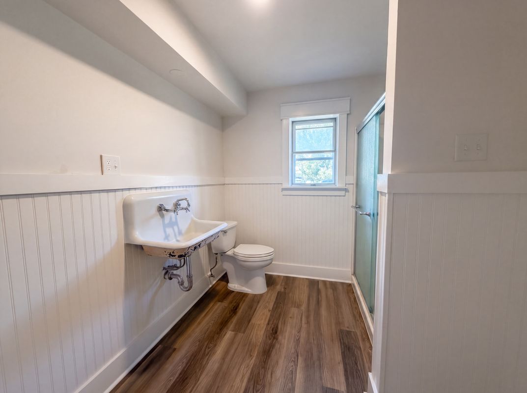 Photo 11 of 23 of 808 Griffin St, McKinney, TX