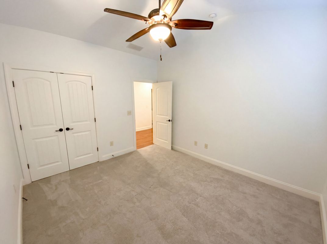 Photo 4 of 26 of 6515 Bentley Ridge Dr, Cumming, GA