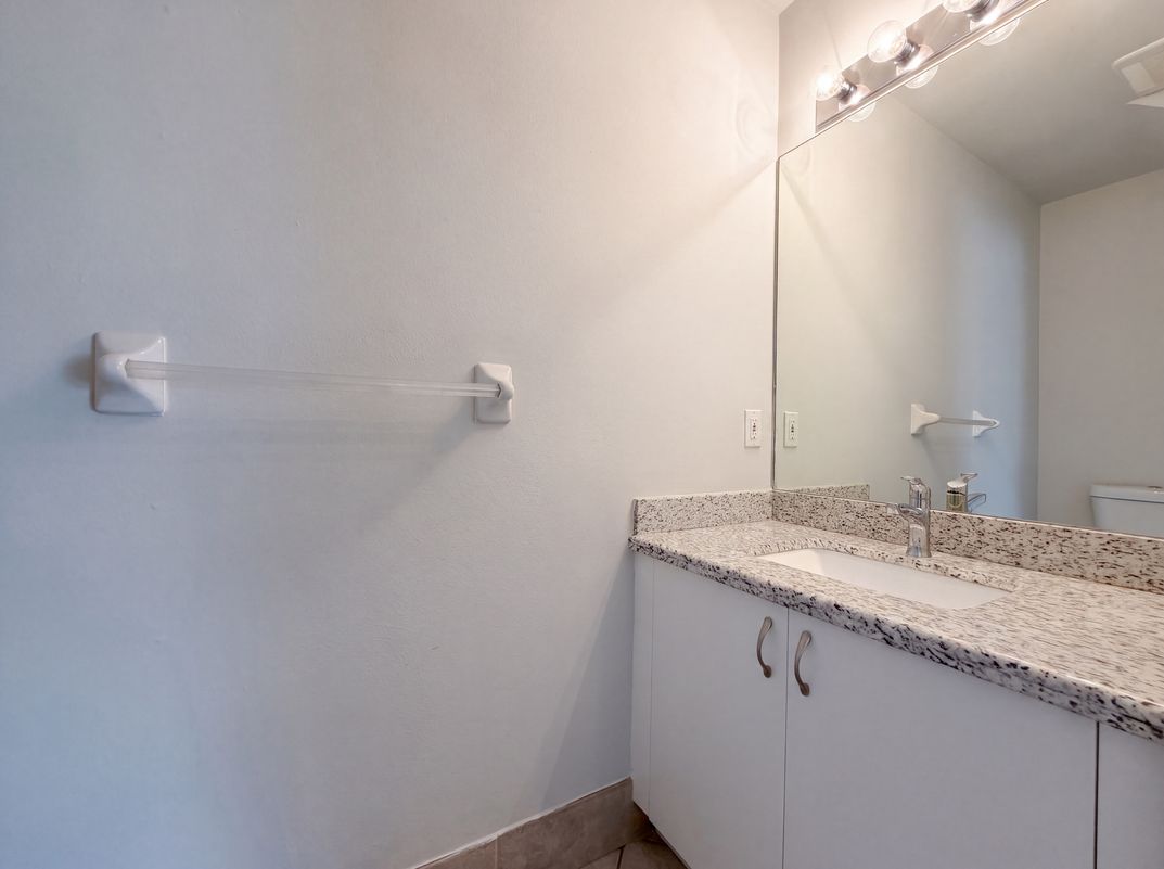 Photo 18 of 24 of 1480 SW 47th Ave, Deerfield Beach, FL