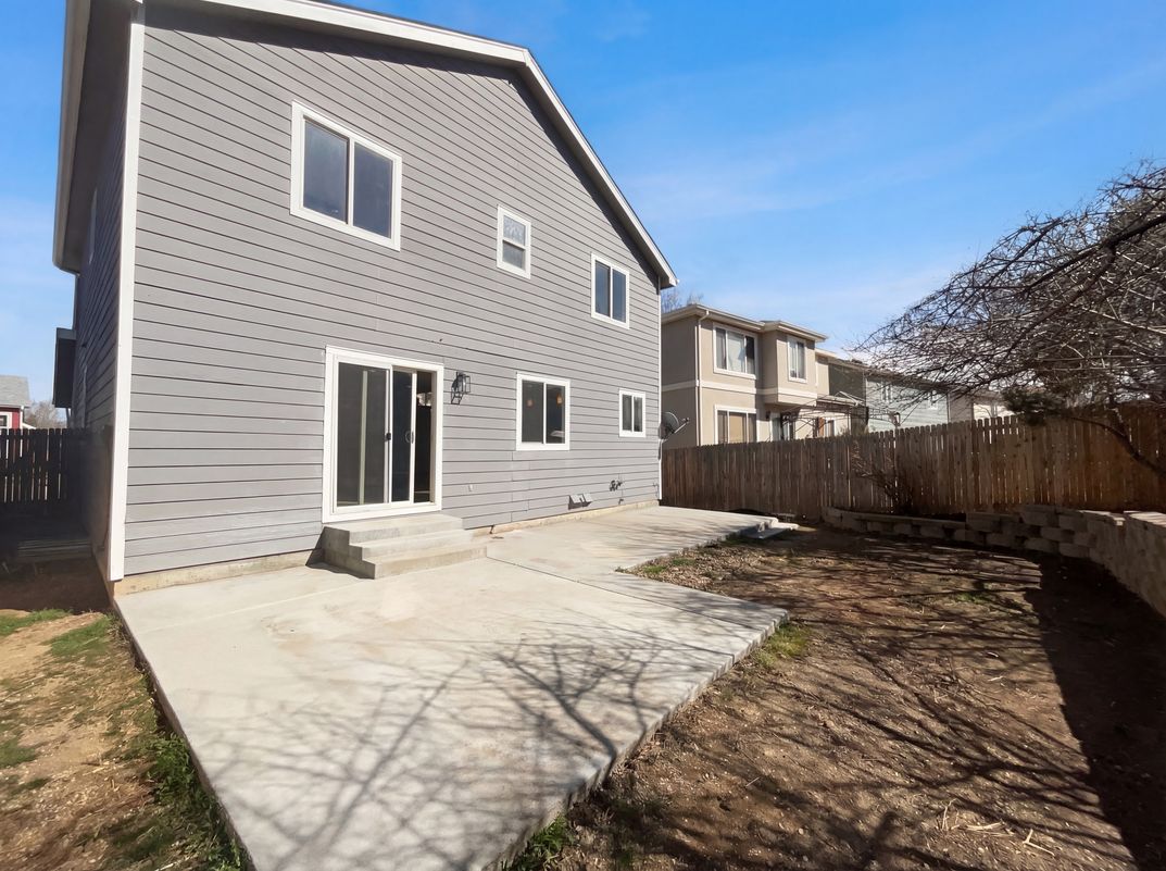 Photo 5 of 20 of 9686 Fairwood St, Littleton, CO