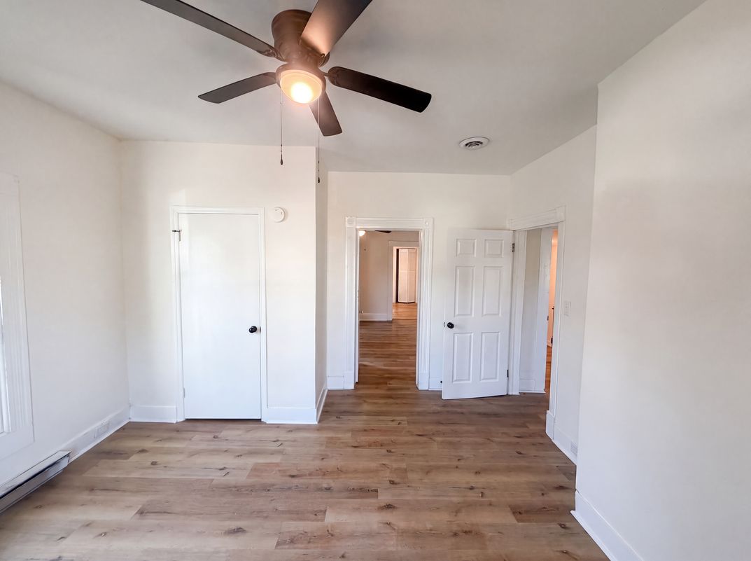 Photo 7 of 17 of 603 Cranbrook St, Greensboro, NC