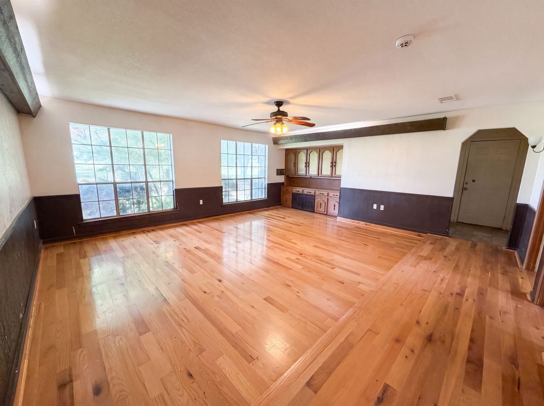 Photo 9 of 20 of 100 Dubb Ln, Red Oak, TX