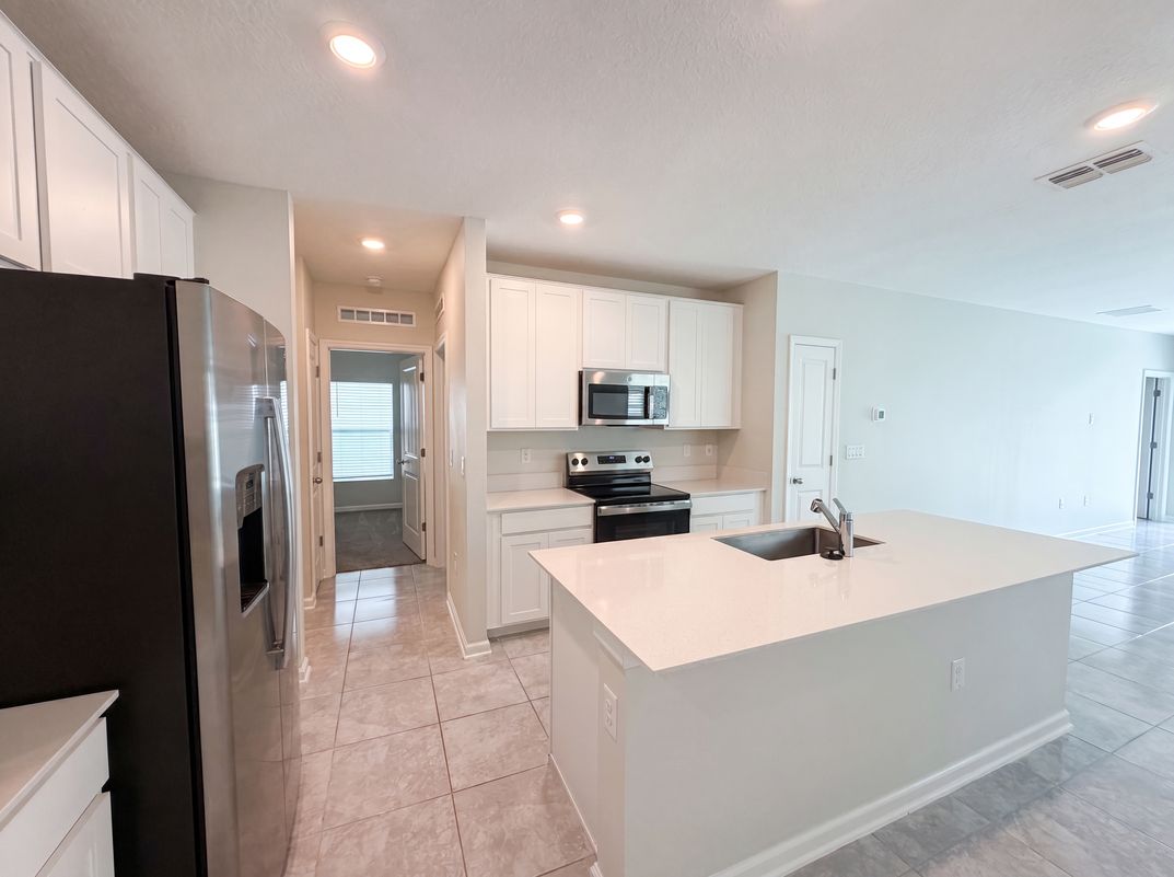 Photo 7 of 21 of 2307 Burney Falls Ln, Davenport, FL
