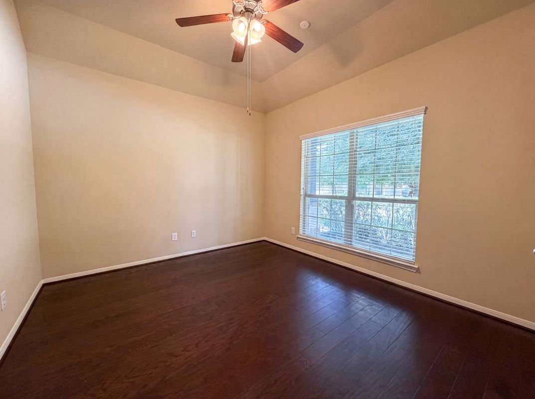 Photo 9 of 17 of 4511 Fenway Park Way, Spring, TX