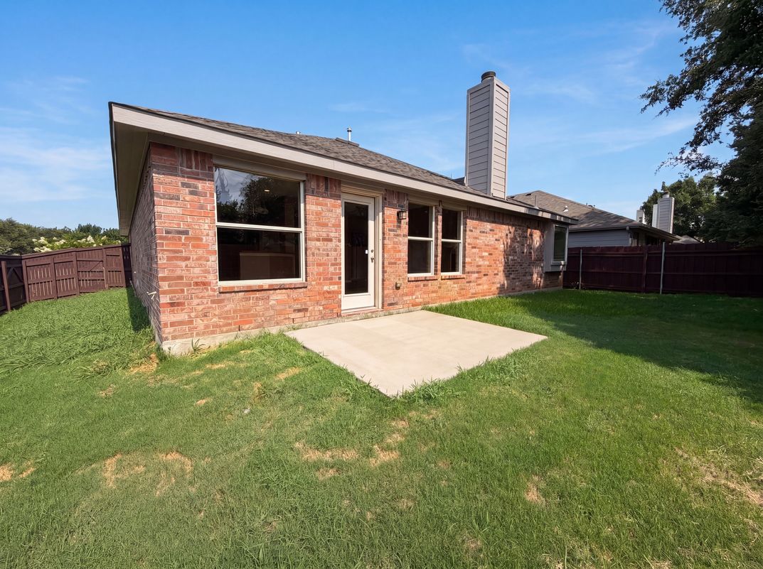 Photo 5 of 16 of 5400 Shepherd Pl, Flower Mound, TX