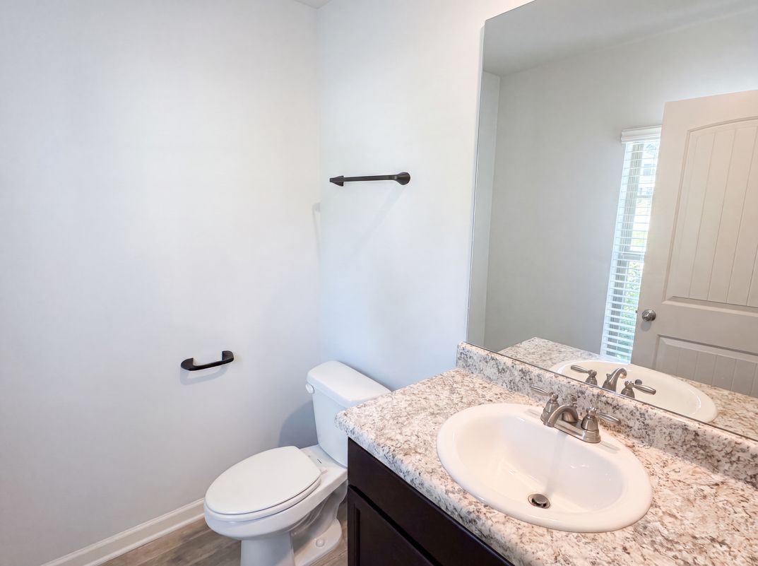 Photo 15 of 33 of 1300 Mills Cove Dr, Covington, GA