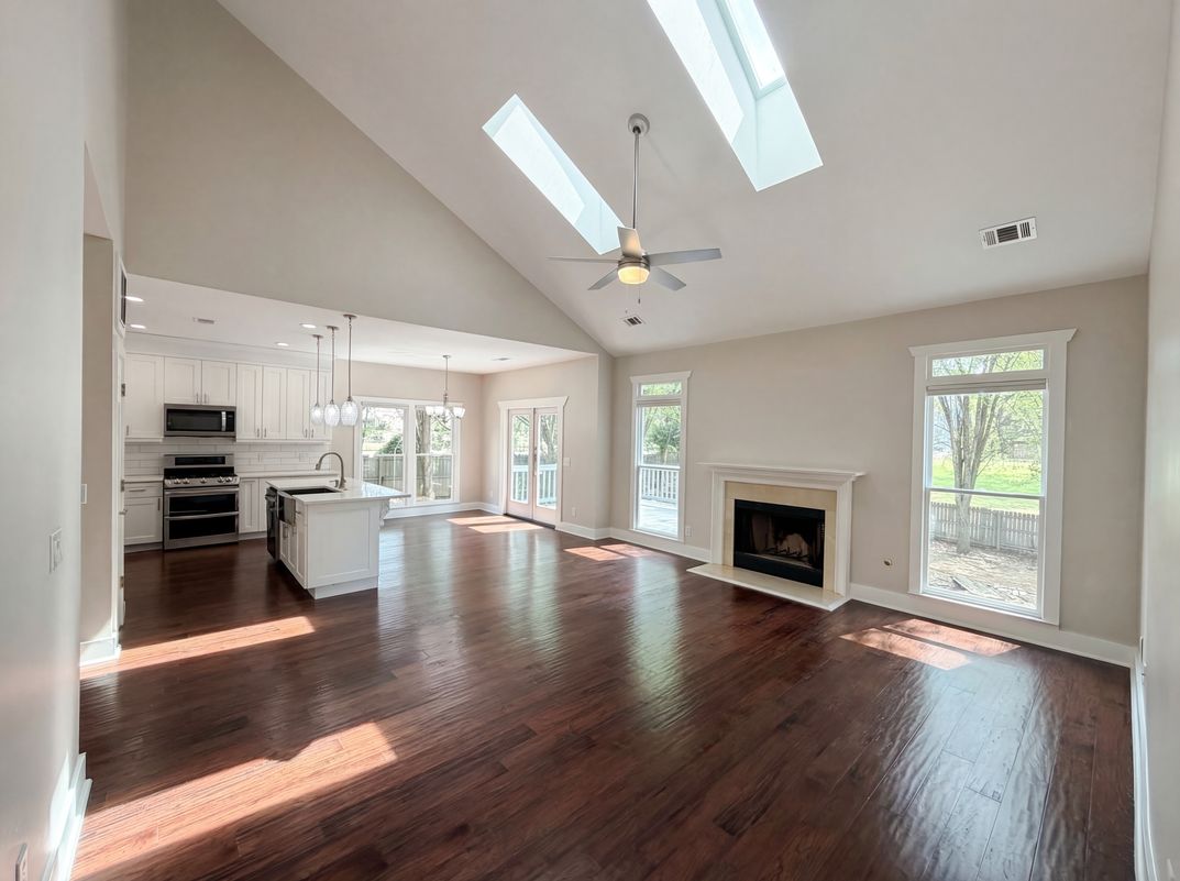 Photo 3 of 44 of 4000 Amberley Ln, Marietta, GA