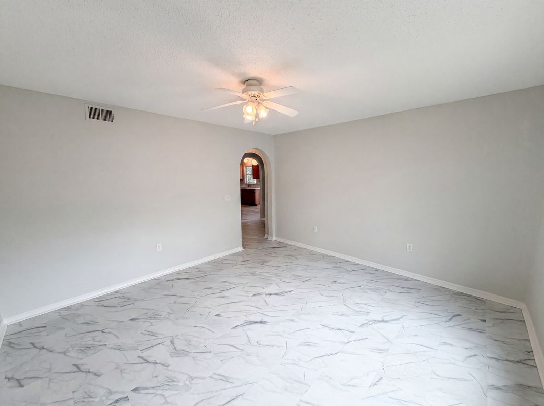 Photo 14 of 53 of 5191 Quintilis St, Spring Hill, FL