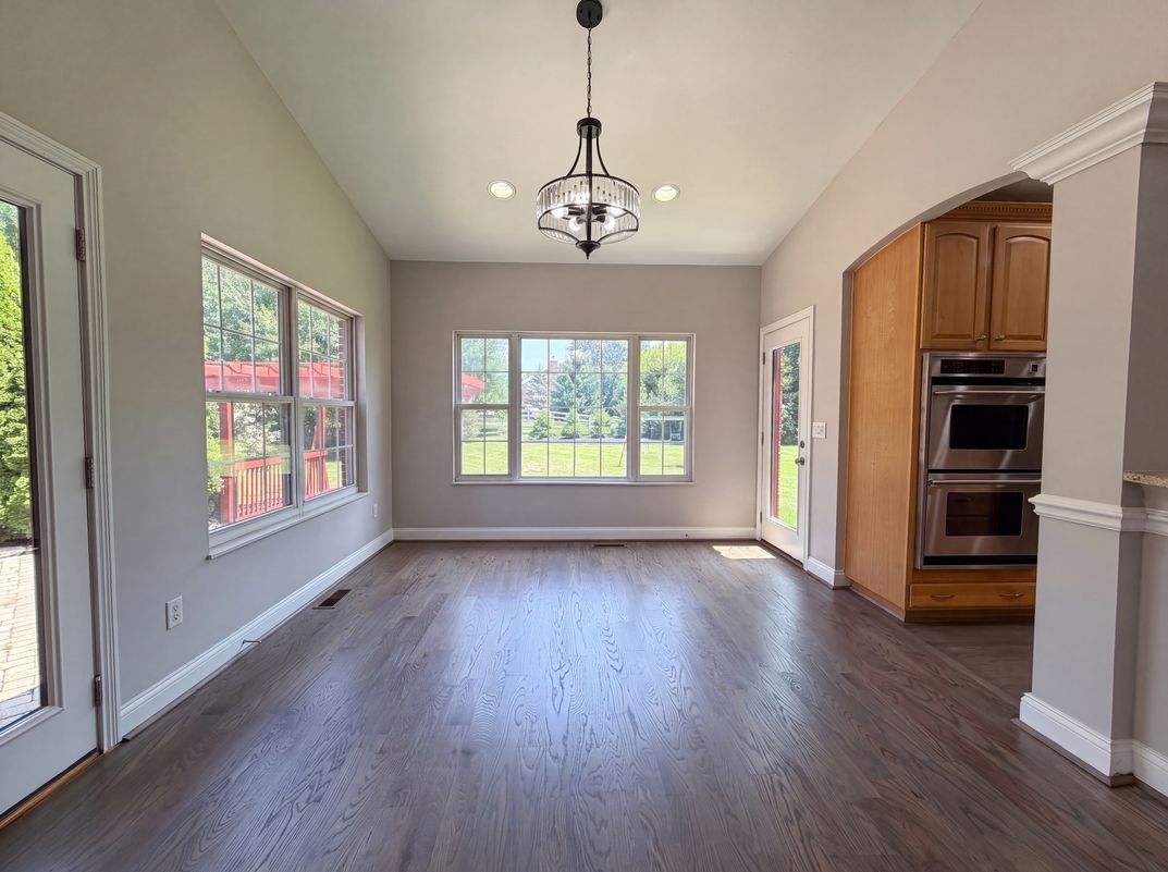 Photo 8 of 37 of 7188 Tarragon Ct, Liberty Twp, OH