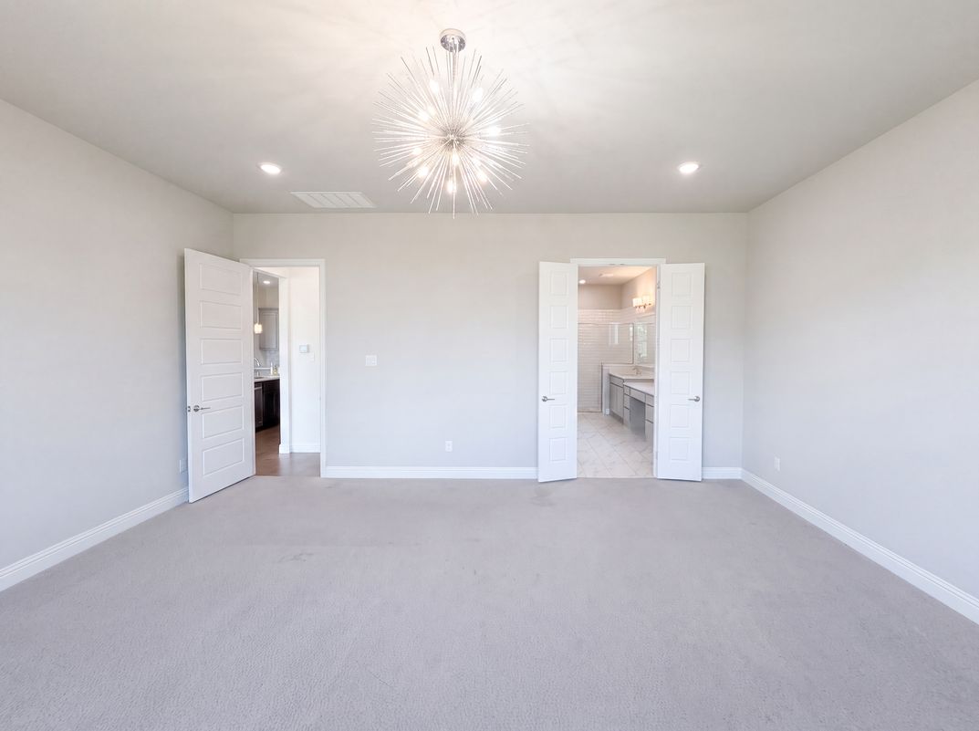 Photo 4 of 26 of 7592 Sanctuary Dr, Frisco, TX